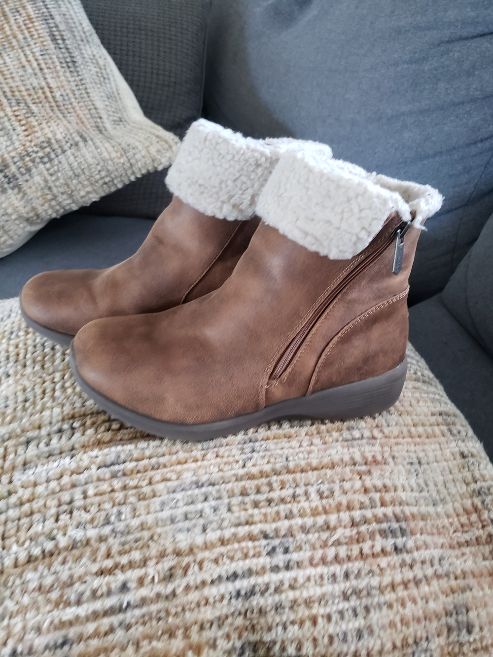 Skechers Brown Ankle Boots with Cream Sherpa Cuff